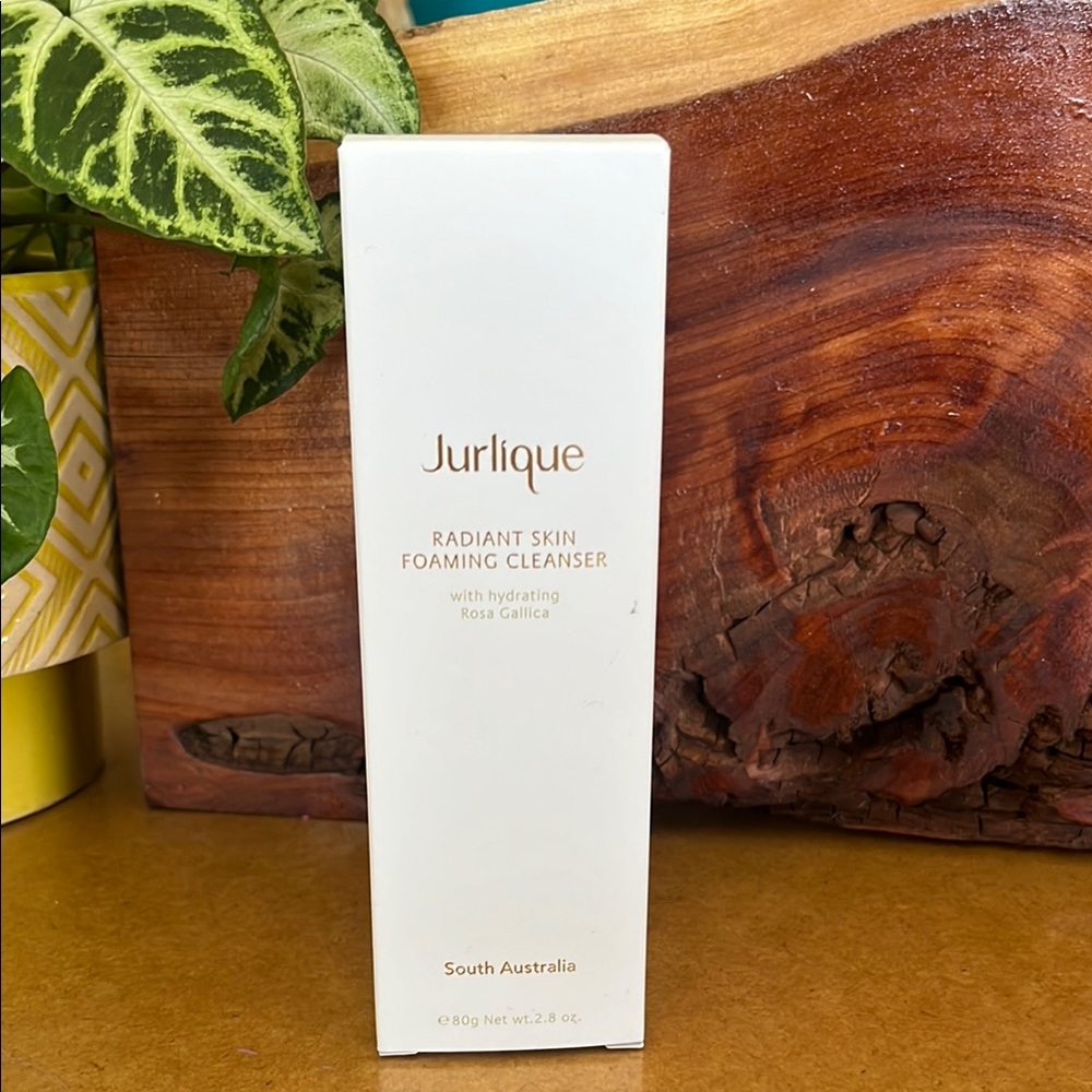 Jurlique Radiant Skin Foaming Cleanser